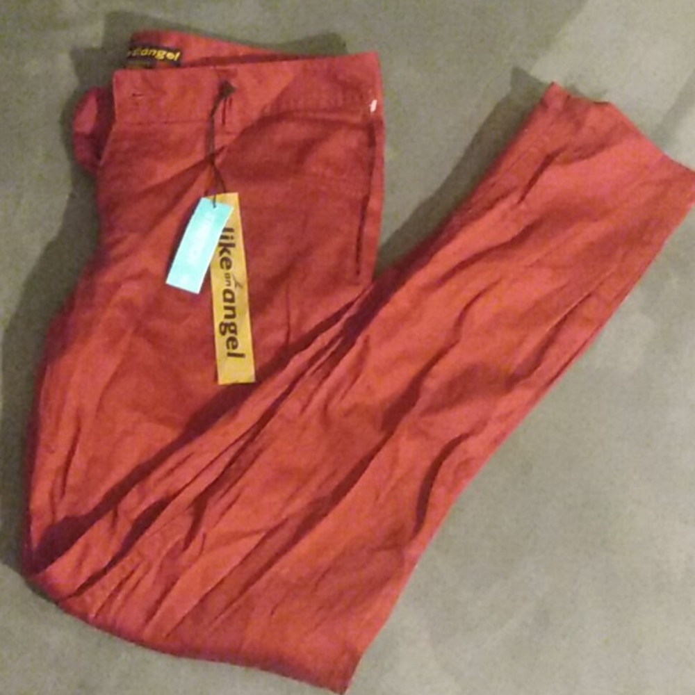Cranberry like an angel pants